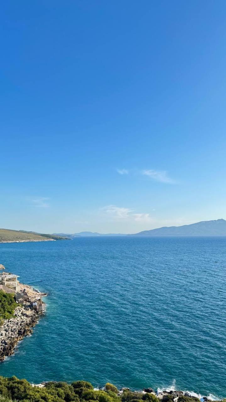 Appartement Viola Sea View Penthouse à Saranda Extérieur photo