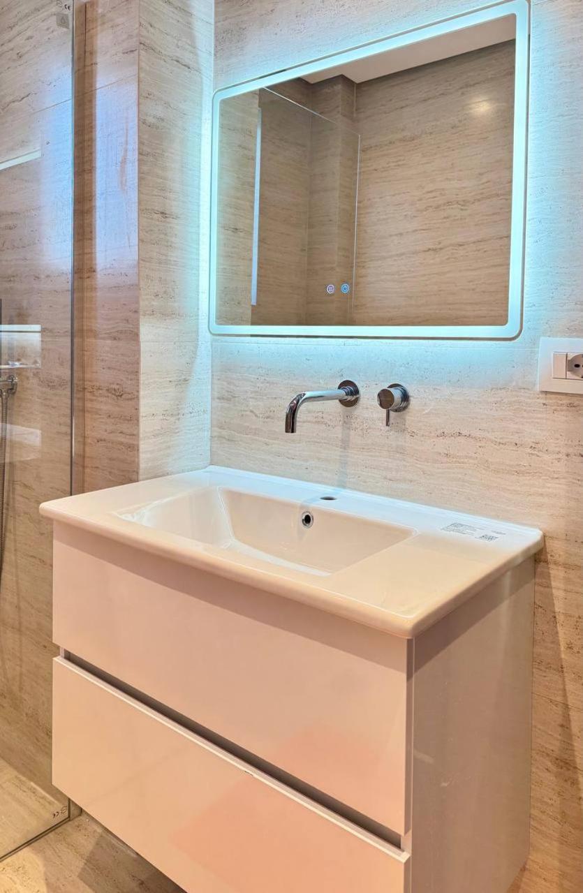 Appartement Viola Sea View Penthouse à Saranda Extérieur photo