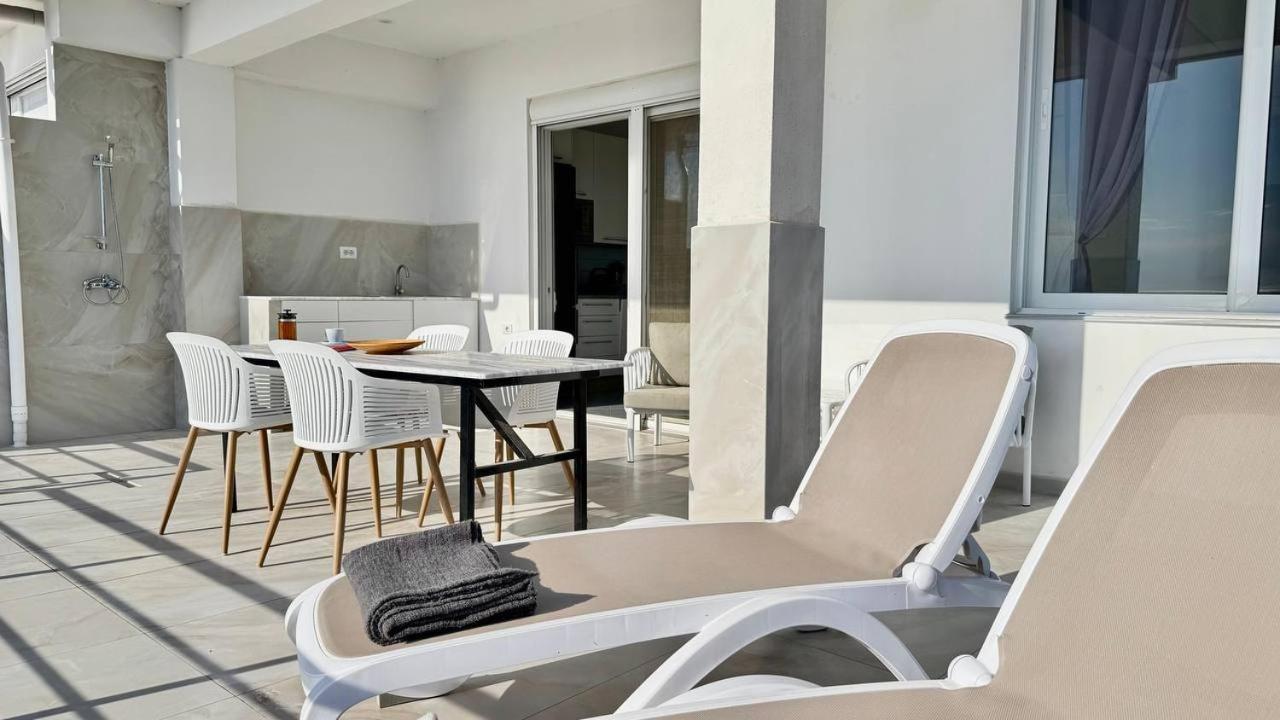 Appartement Viola Sea View Penthouse à Saranda Extérieur photo